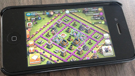 Tieners besteden steeds meer tijd aan mobiel gamen