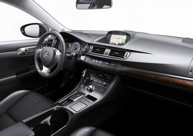 TomTom lanceert CT MoveOn Navi voor Lexus CT200h