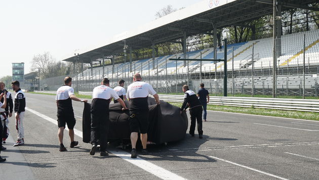 Toyota_TS050_Hybrid_1