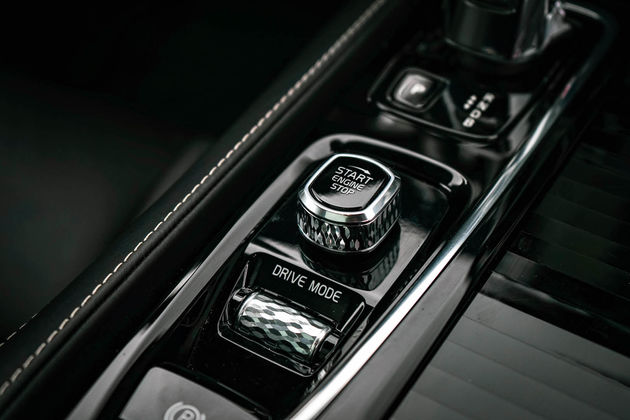 V60-middenconsole-drive-mode