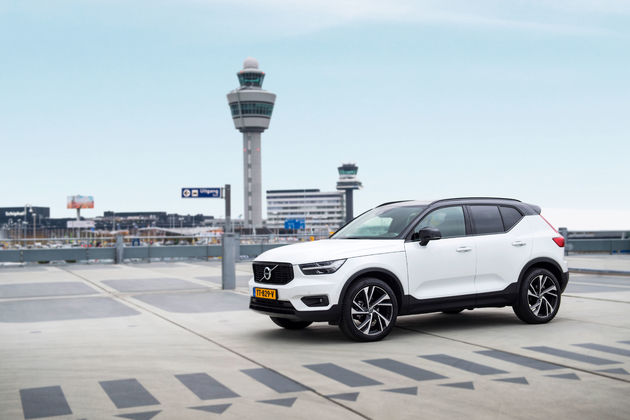 Volvo_Schiphol_9530_Landscape