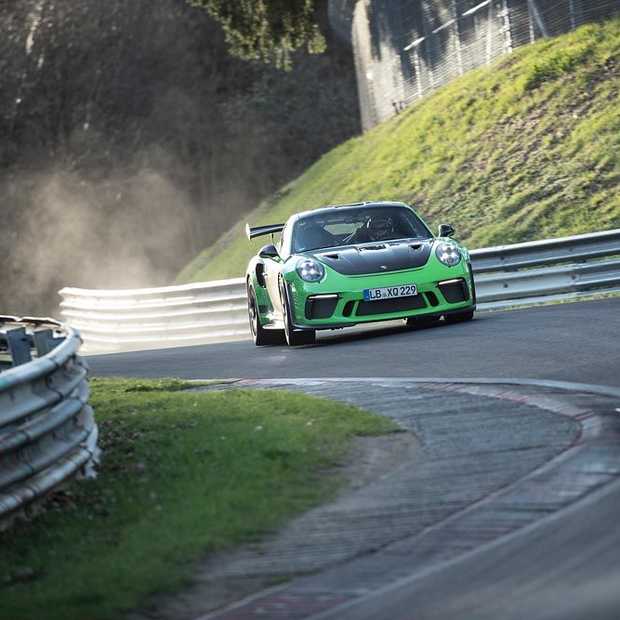 Nieuwe Porsche 911 GT3 RS doet de ‘groene hel’ in 6.56 minuten