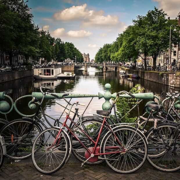 Amsterdam wil maximumsnelheid voor e-bikes
