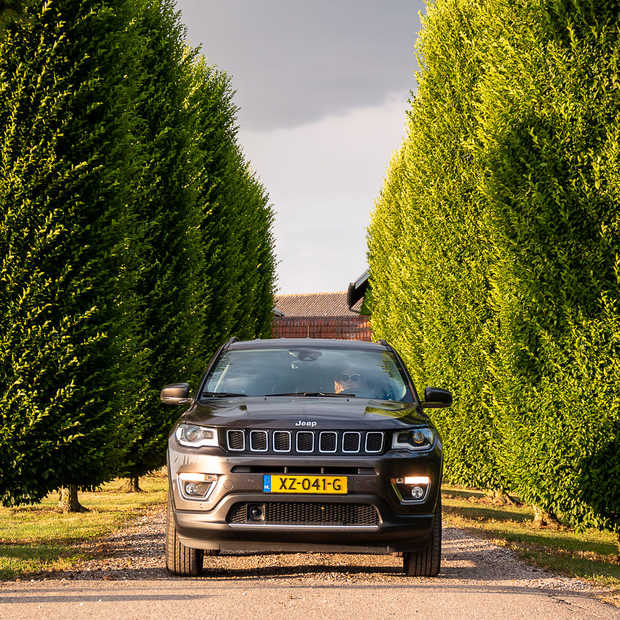 De stoere reisauto die Jeep Compass Limited heet