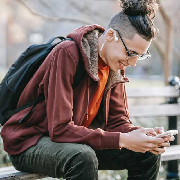 Online liefde - Waarom trappen mensen in datingfraude?