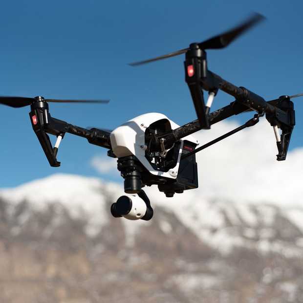Vliegtuigdetectie in drones, kan dat iets betekenen voor de regelgeving?