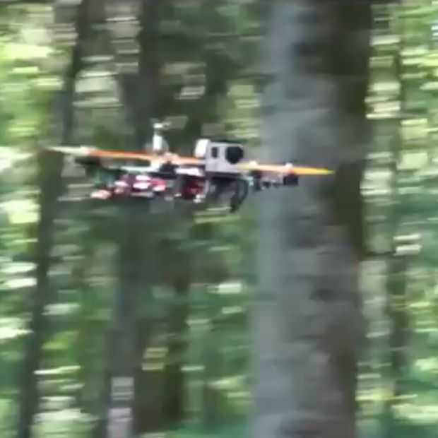Met een drone racen door de Franse bossen