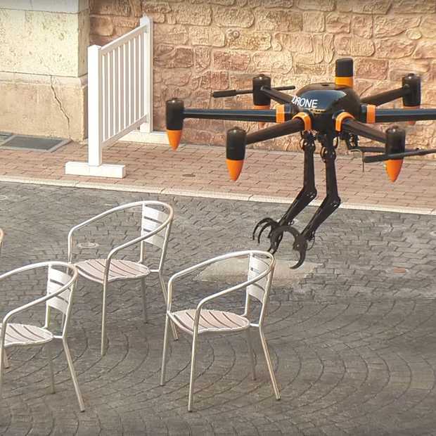 Dit is de eerste drone met twee armen