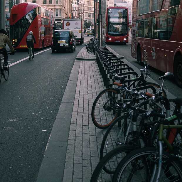 ​Altijd parkeren in de stad met de elektrische fiets of vouwfiets