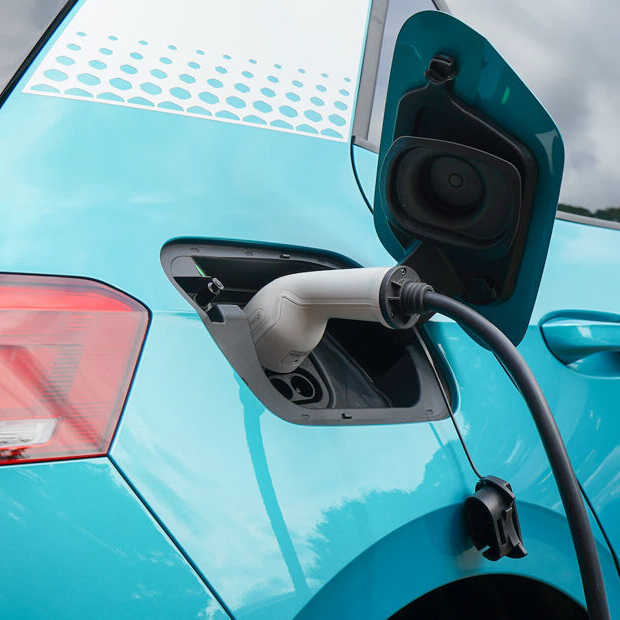 Elektrisch rijden in Europa wordt beter: elke 60 km laden