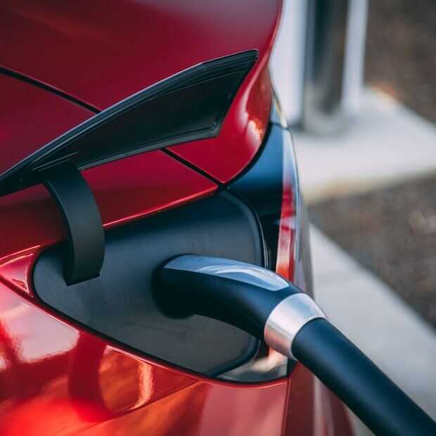 Tesla Superchargers nu ook beschikbaar voor opladen andere EV’s
