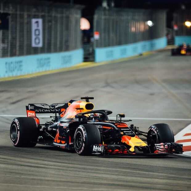 Formule 1 titelstrijd werd epic, met een ietwat controversieel nagerecht