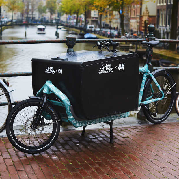 H&M gaat in Nederland online bestellingen ook op de fiets bezorgen