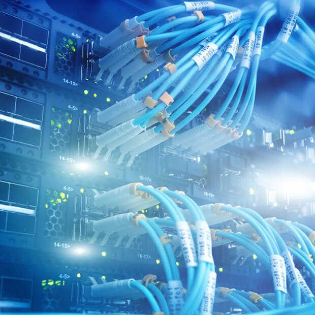 Waarom overstappen op 100 Gbit/s zakelijk glasvezel van DataWeb een slimme keuze is