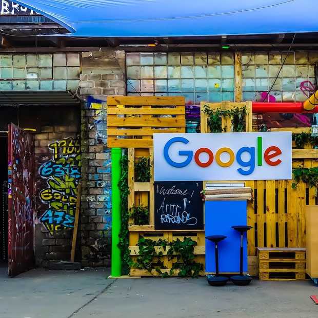 Google laat 'shopping opties' zien op de hoofdpagina na een zoekopdracht