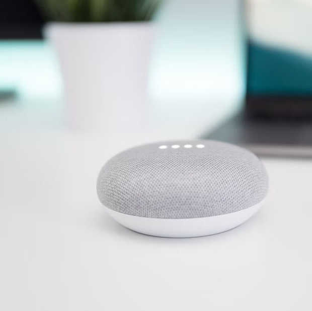 ​Stop! Je kunt Google Assistent nu makkelijker de mond snoeren