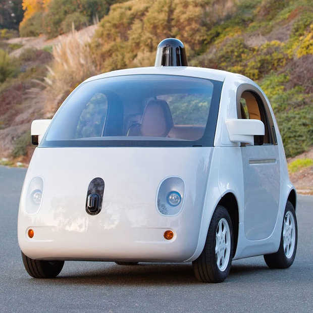 Google's zelfrijdende auto is nu volledig operationeel