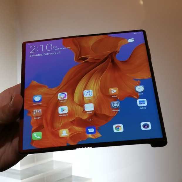 Huawei’s vouwbare smartphone eindelijk in de winkels - maar alleen in China