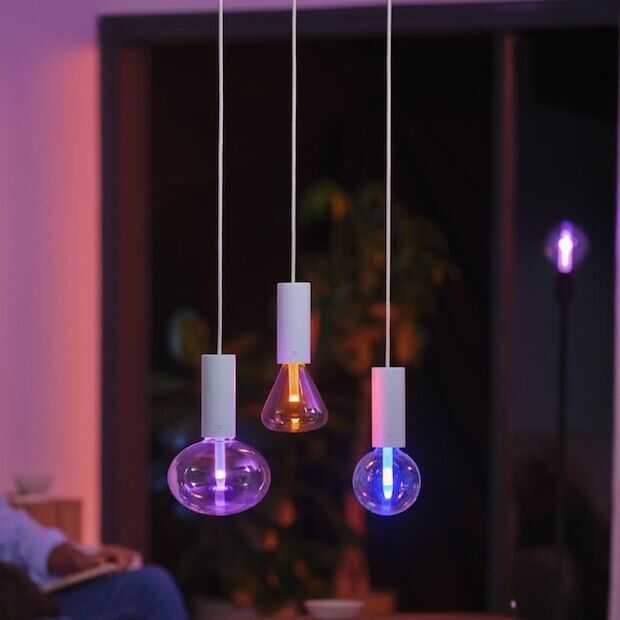 Twee van de drie Hue Lightguide lampen al uit productie