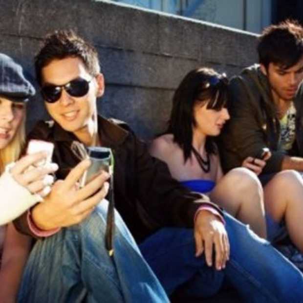 Jongeren vaker online met smartphone