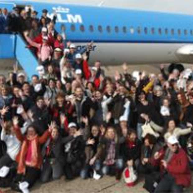 KLM vliegt @Slijterijmeisje en haar 99 Twittervrienden naar Berlijn