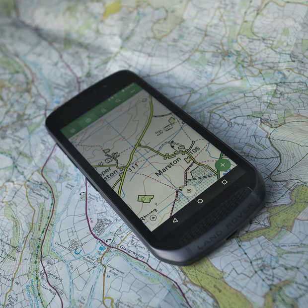 De outdoor smartphone van Land Rover vanaf 24 mei beschikbaar
