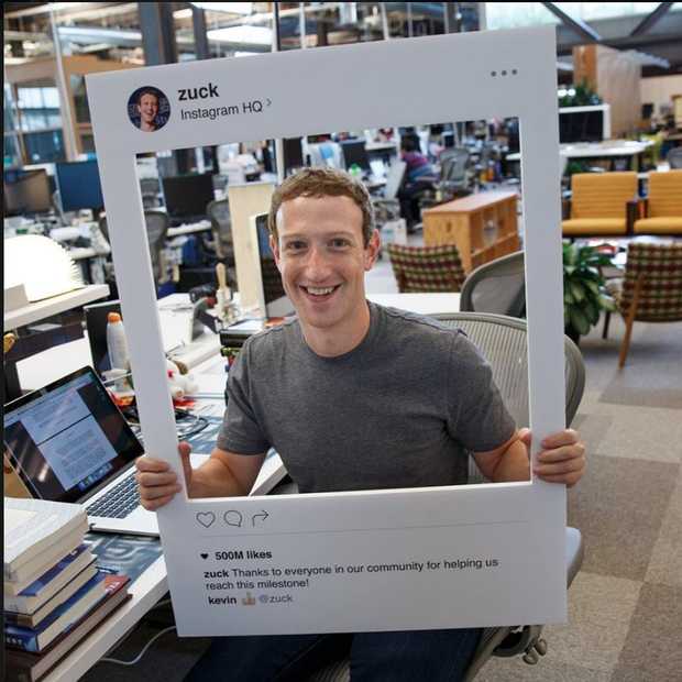 Mark Zuckerberg heeft tape over de camera van zijn laptop