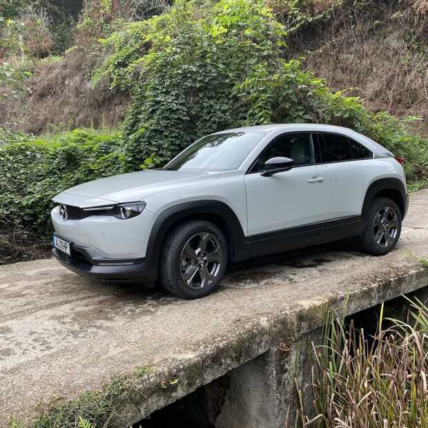 De Mazda MX-30, de eerste vegan elektrische auto