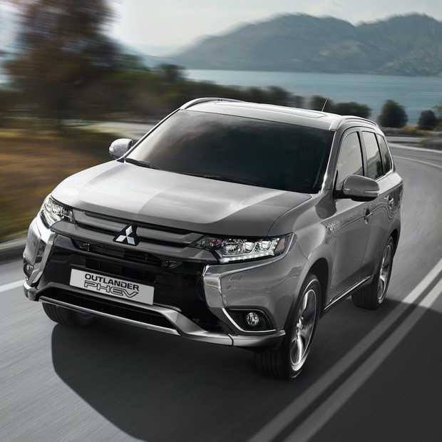 Waarom rijden met de nieuwe Mitsubishi Outlander PHEV zo aantrekkelijk is