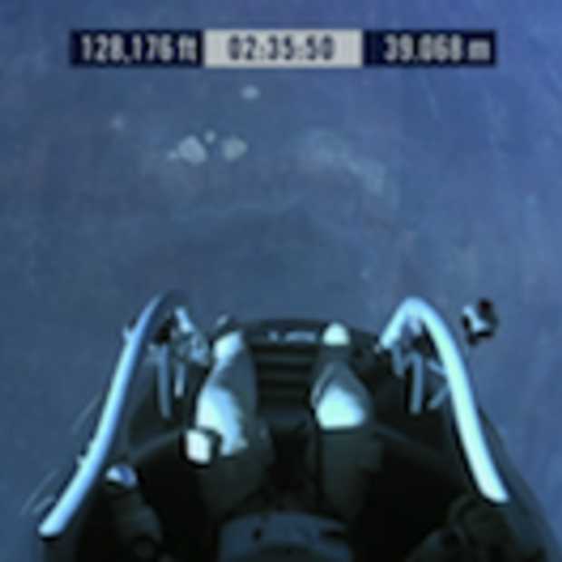 Nu LIVE : Red Bull Stratos met de De Oostenrijkse 'superparachutist' Felix Baumgartner