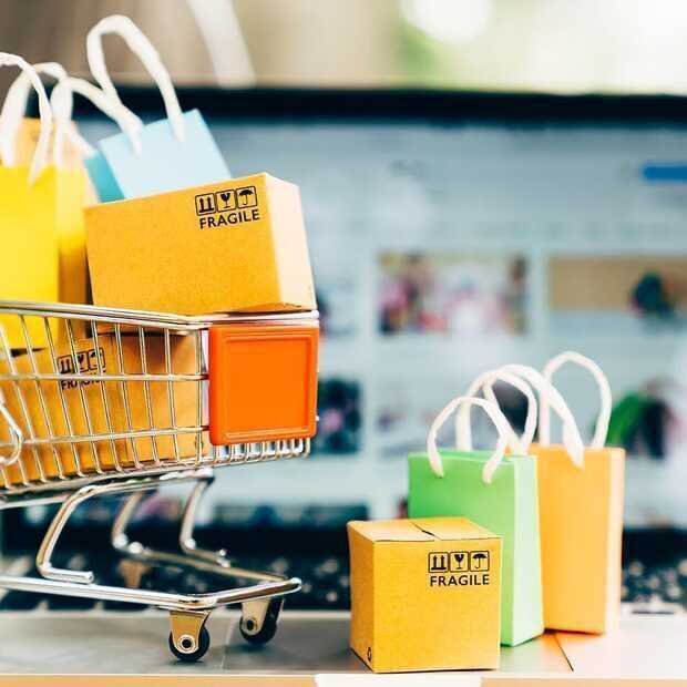 Nederlanders hebben in 2022 voor € 33,3 miljard online uitgegeven