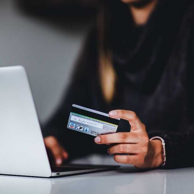 We shoppen nog altijd volop online, en geven steeds meer uit