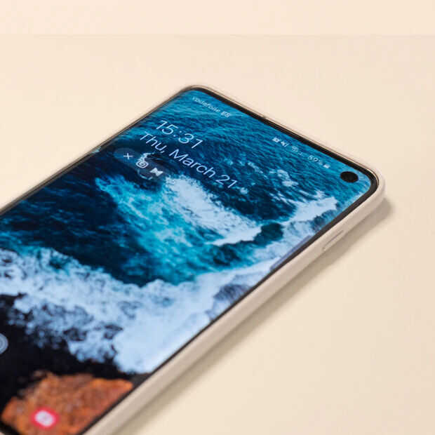 ​5 redenen waarom je je oude smartphone gewoon weg moet doen