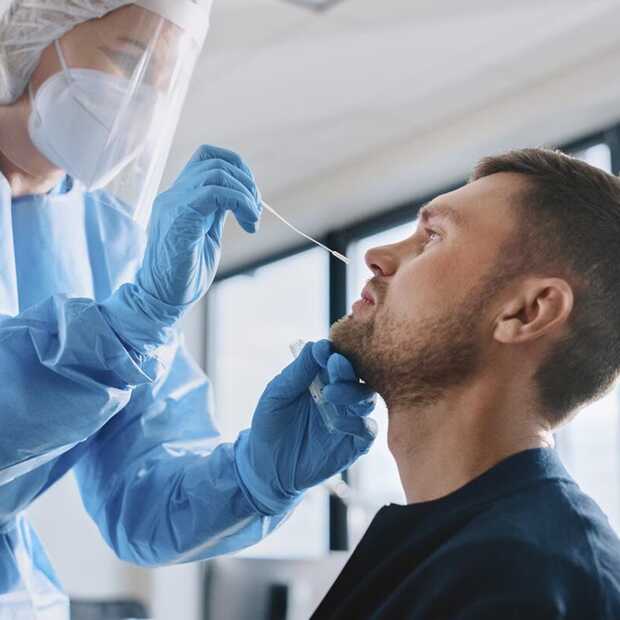 Waarom je een PCR-test nodig hebt om naar het buitenland te gaan