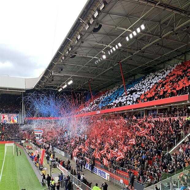 Betaald voetbal is veel meer dan ‘alleen maar een spelletje’