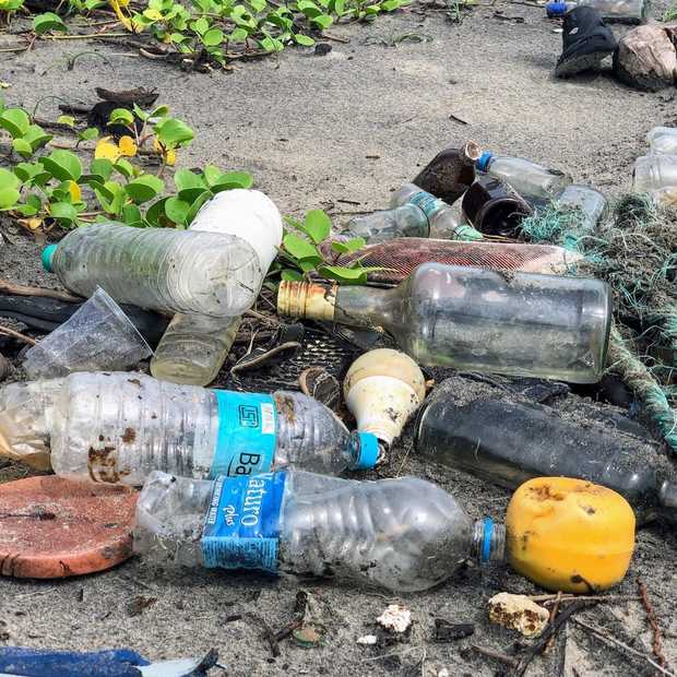 Hoe bewust zijn consumenten zich van plastic afval?
