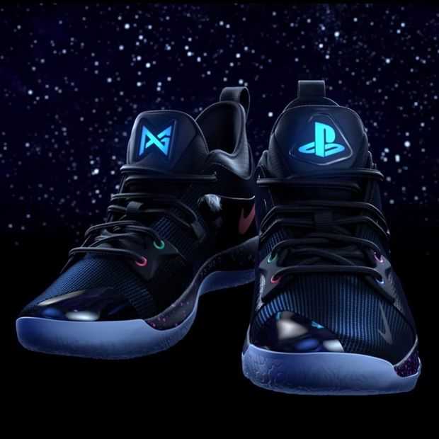 Nike s PG2 PlayStation sneakers zijn de ultieme nerd cool