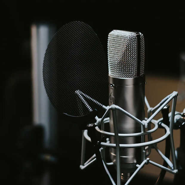 10 langlopende podcasts die nog steeds de moeite waard zijn