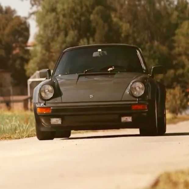 Steve McQueen's Porsche 911 Turbo wordt geveild