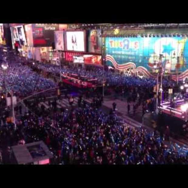 Gangnam Style op Times Square met nieuwjaars avond