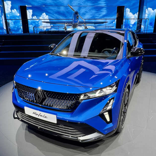 Renault Rafale en de magie van een blauwe uitvoering
