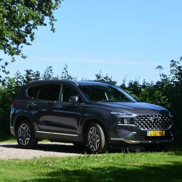Hyundai Santa Fe Plug-in Hybrid, een van de ruimste mobiele werkplekken