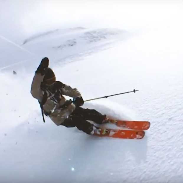 Skiër maakt super gave video met iPhone aan een touwtje