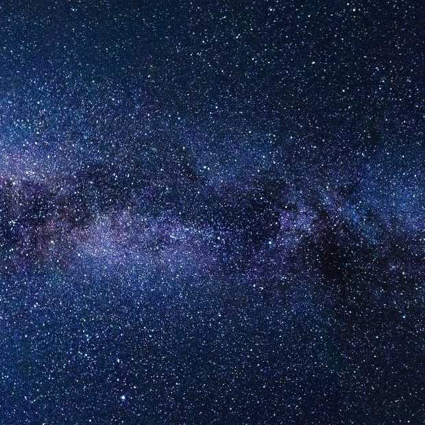 Zaterdagavond - omhoog kijken: Elon Musks Crew Dragon vliegt voorbij