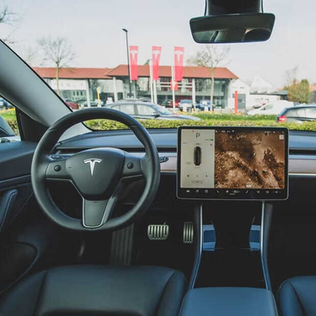 Elon Musk wil Tesla’s in Steam Deck veranderen