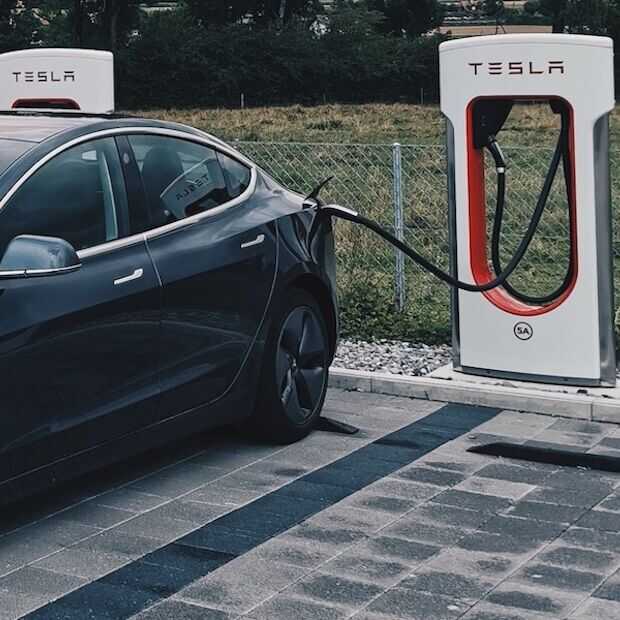 Meer dan 10.000 Tesla Superchargers in Europa