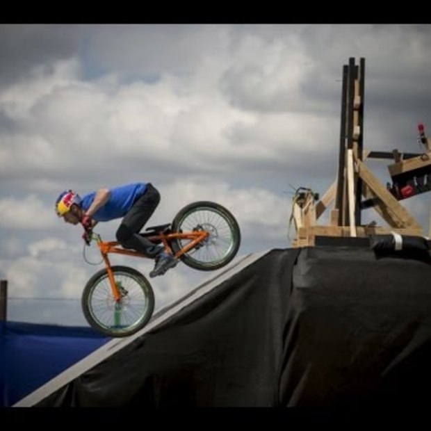 The Athlete Machine - Red Bull Kluge