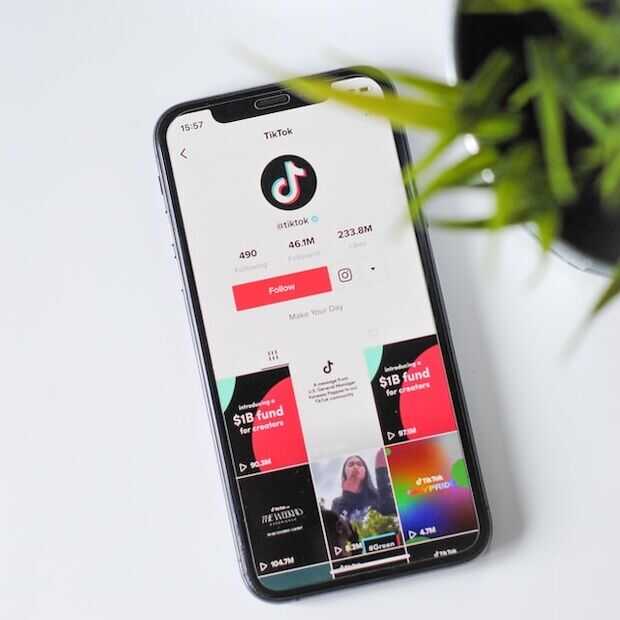 Overheid wil TikTok op zakelijke smartphones ambtenaren verbieden