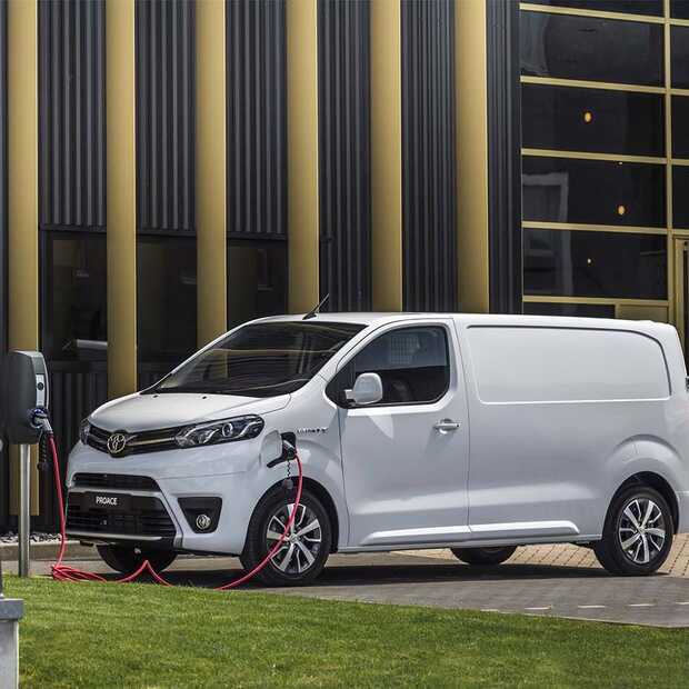 De Toyota Proace Electric Bestelauto van het jaar 2022