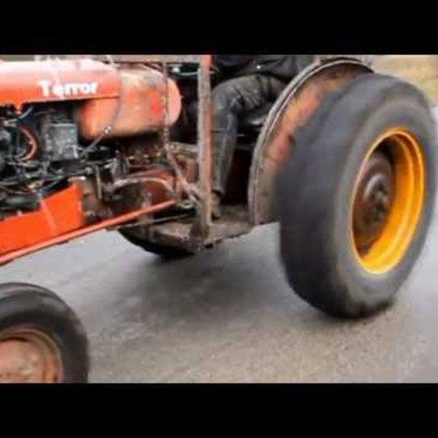 Weekend Viral : Traktor Racing Volvo terror 